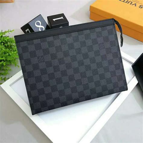 pochette voyage louis vuitton|Louis Vuitton damier graphite.